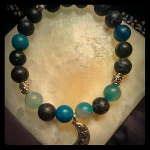 Blue and Black Banded Agate Healing Stone Bracelet